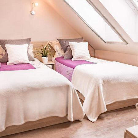 Apartman Na Lipne Frymburk Exteriör bild