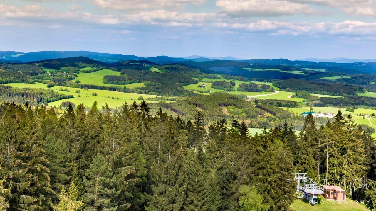 Apartman Na Lipne Frymburk Exteriör bild
